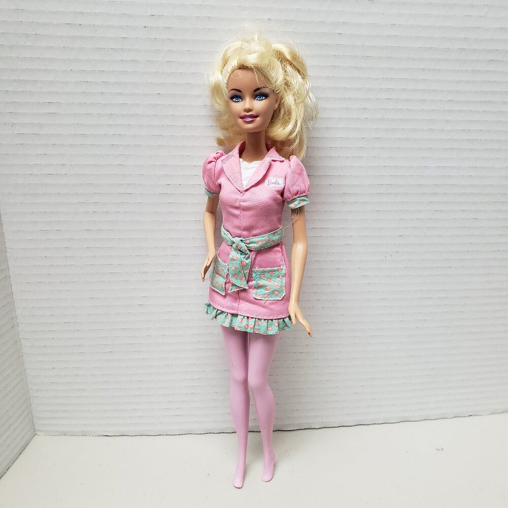 Barbie Doll 'I Can Be A Pet Vet' 2009